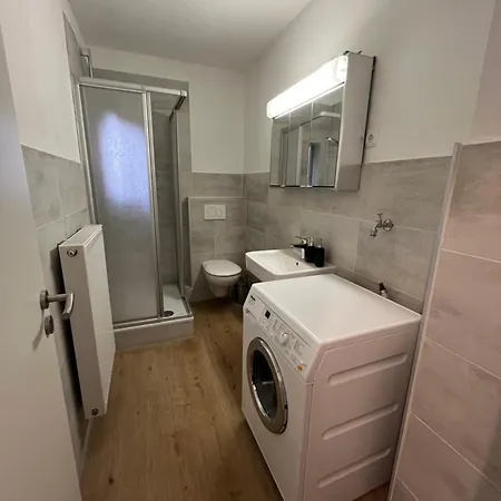 Oberhausen, Zentral Und Voll Ausgestattet * 奥伯豪森